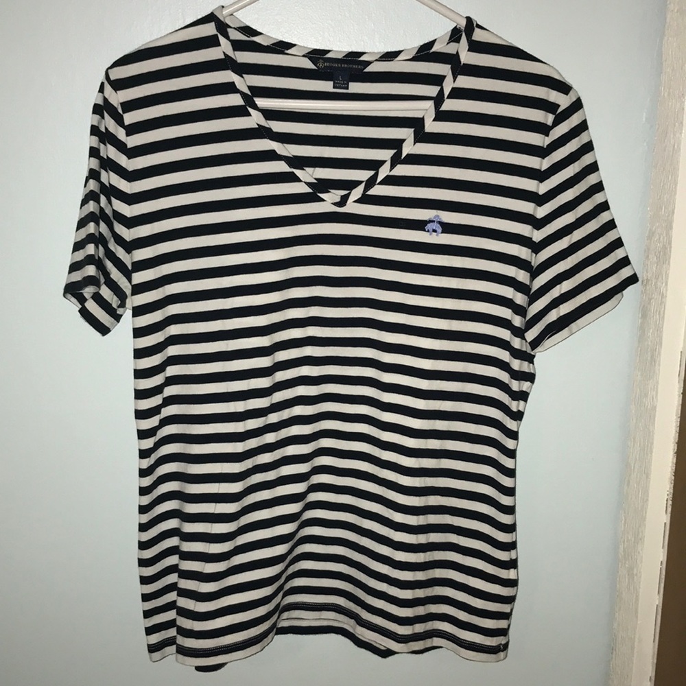 Brooks Brothers Short Sleeve T-Shirt-Size Large-EUC